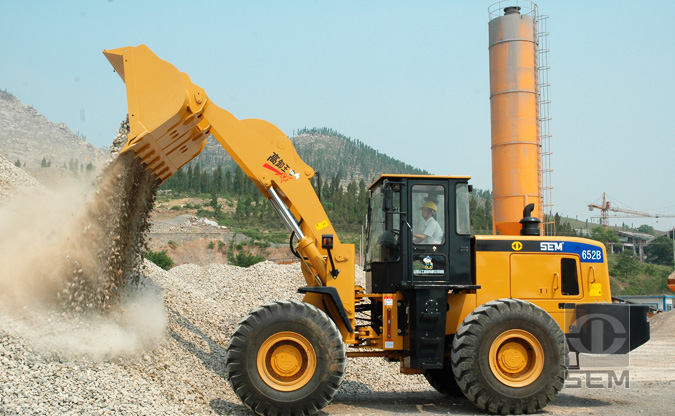 揚州裝載機出租與工程機械研發 助力建設與創新并行